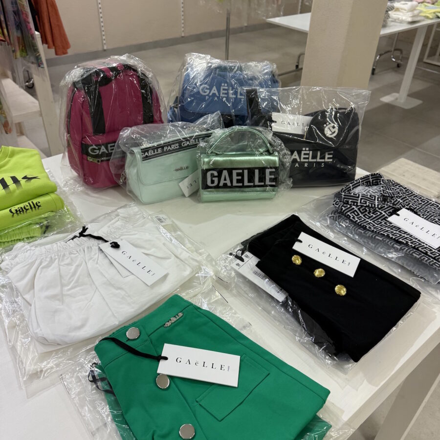 GAELLE PARIS   €18,00 - immagine 3